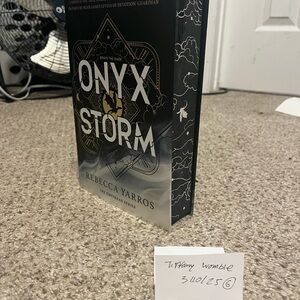 Waterstones rare misprint Onyx Storm Hardcover Book